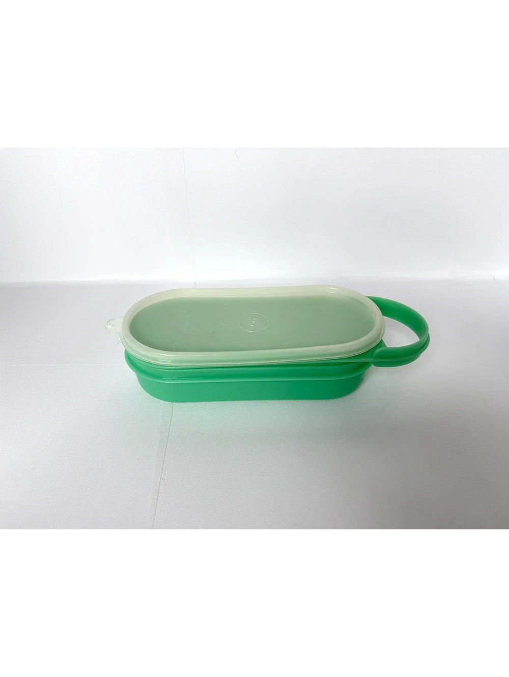 Tupperware Green Plastic Multi-Purpose Grater and Storage Container with Lid